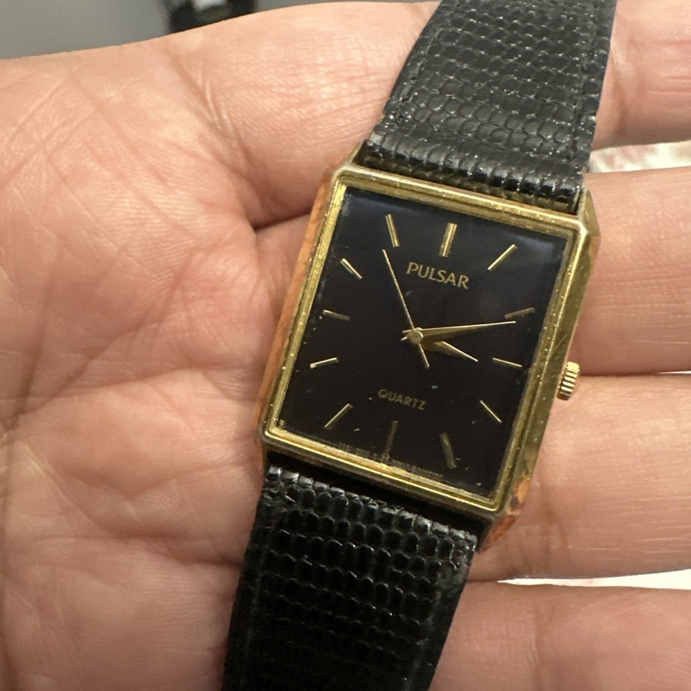 Working Vintage Pulsar Y481-8060 Dress Tank Quartz Watch New Battery Rare 26mm